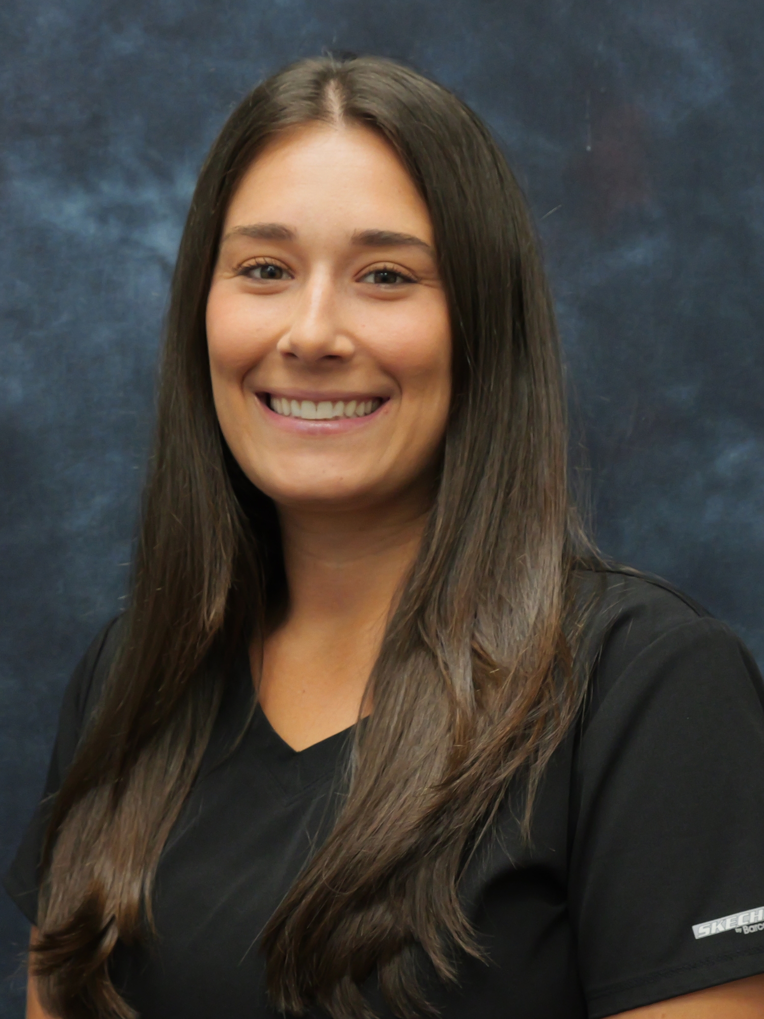 Headshot of Alexis Piscitello DMD at Palms Medical Group
