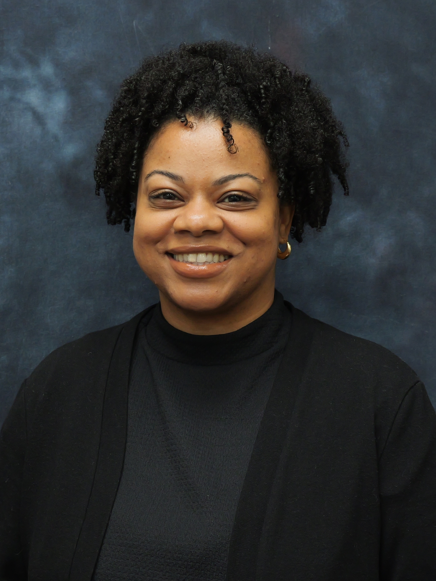 Headshot of Aline Seraphin APRN at Palms Medical Group
